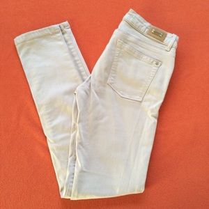 ✳️✳️PRICE DROP✳️✳️ Zara light jeans